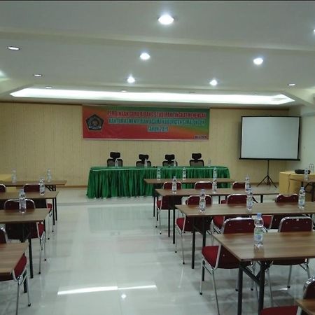 Siantar Hotel เปอมาตังเสียนตาร์ ภายนอก รูปภาพ